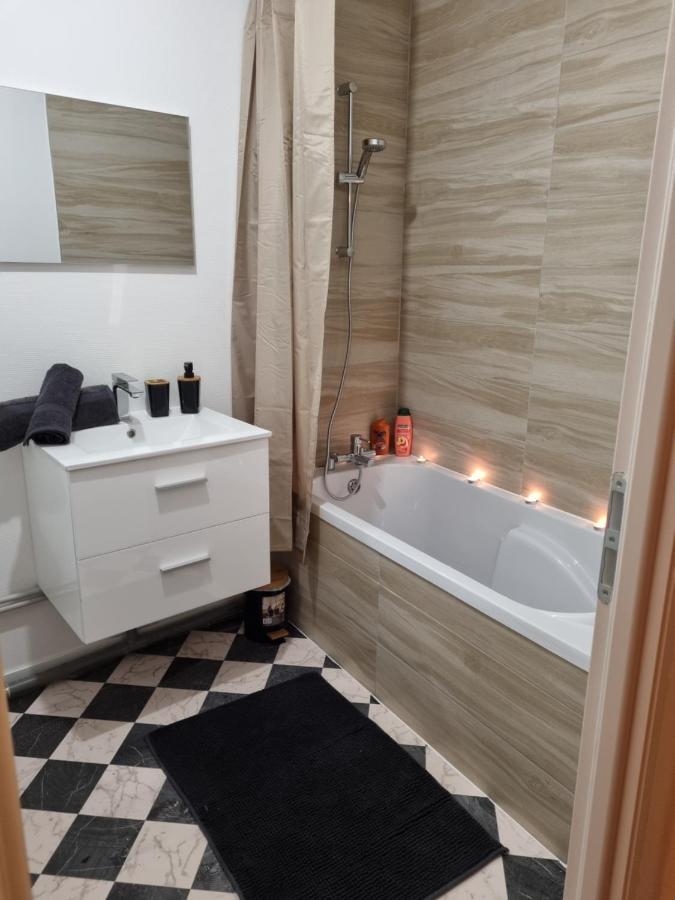 Le Bel'Air Appartement Chaleureux Et Calme Oyonnax Buitenkant foto